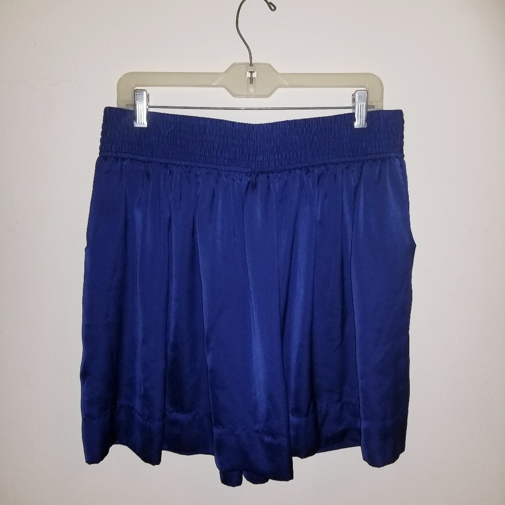 Lightweight skirt